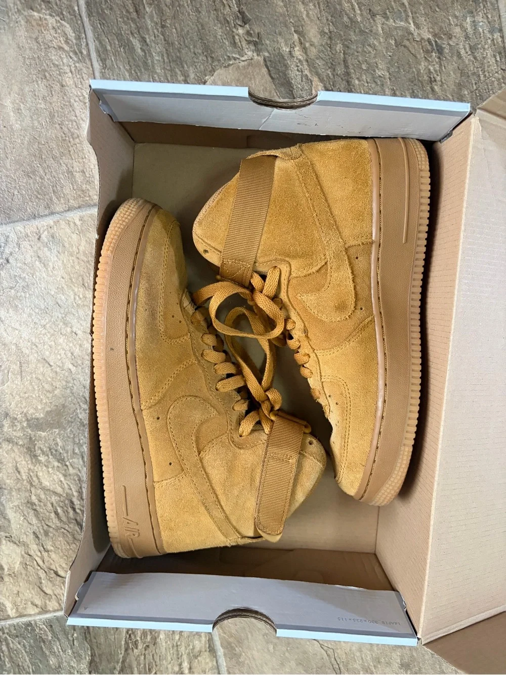 Air Force I High LV8 (GS) size 6Y